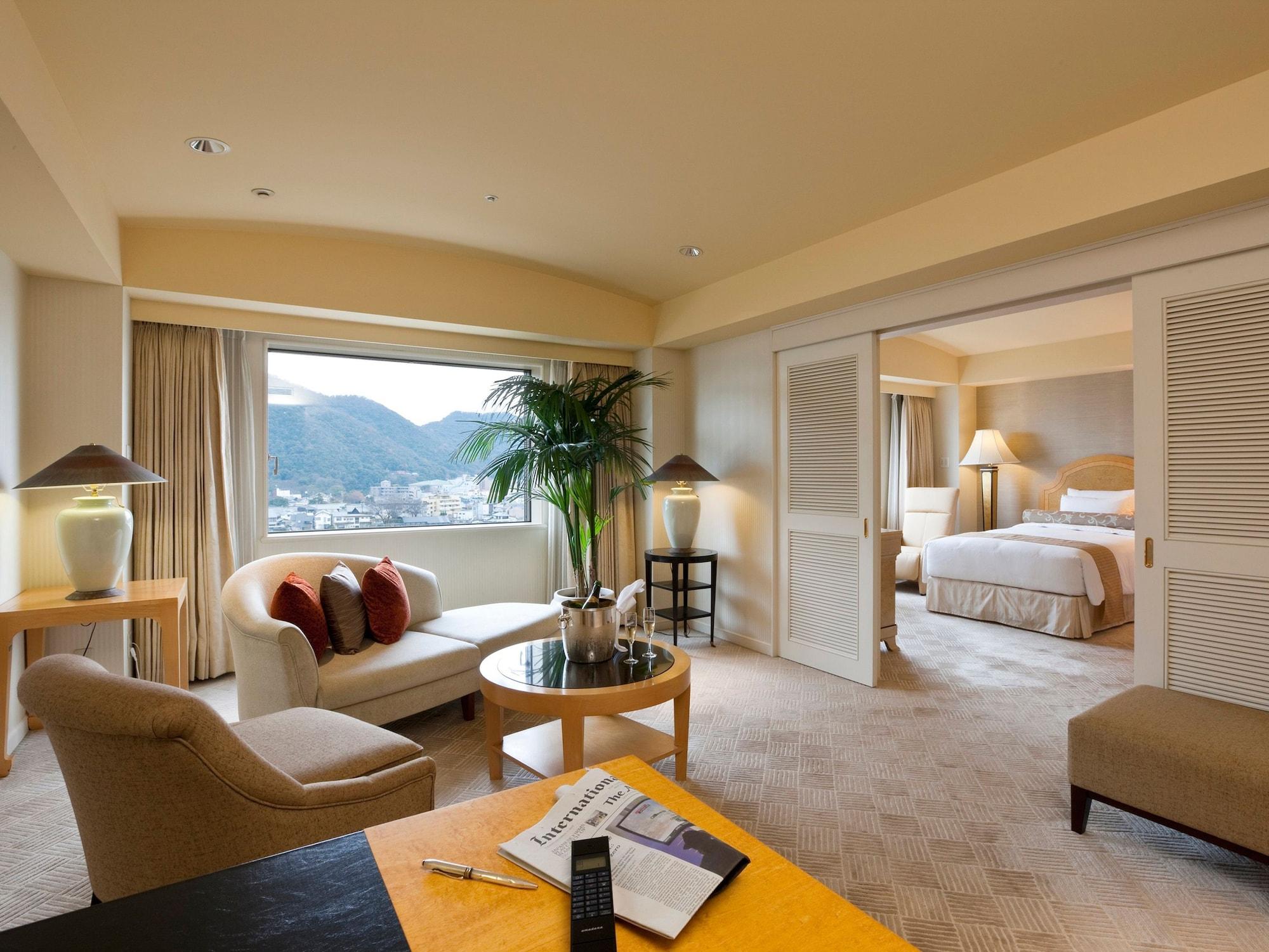 Miyako Hotel Gifu Nagaragawa Εξωτερικό φωτογραφία A suite at the hotel