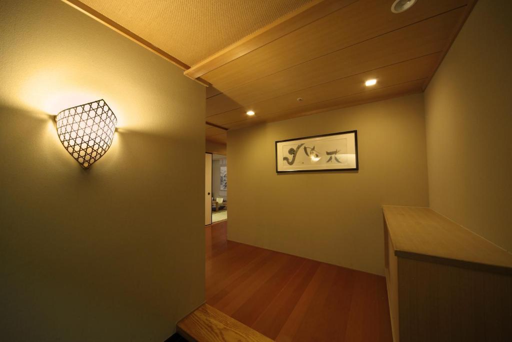 Miyako Hotel Gifu Nagaragawa Εξωτερικό φωτογραφία A traditional Japanese house