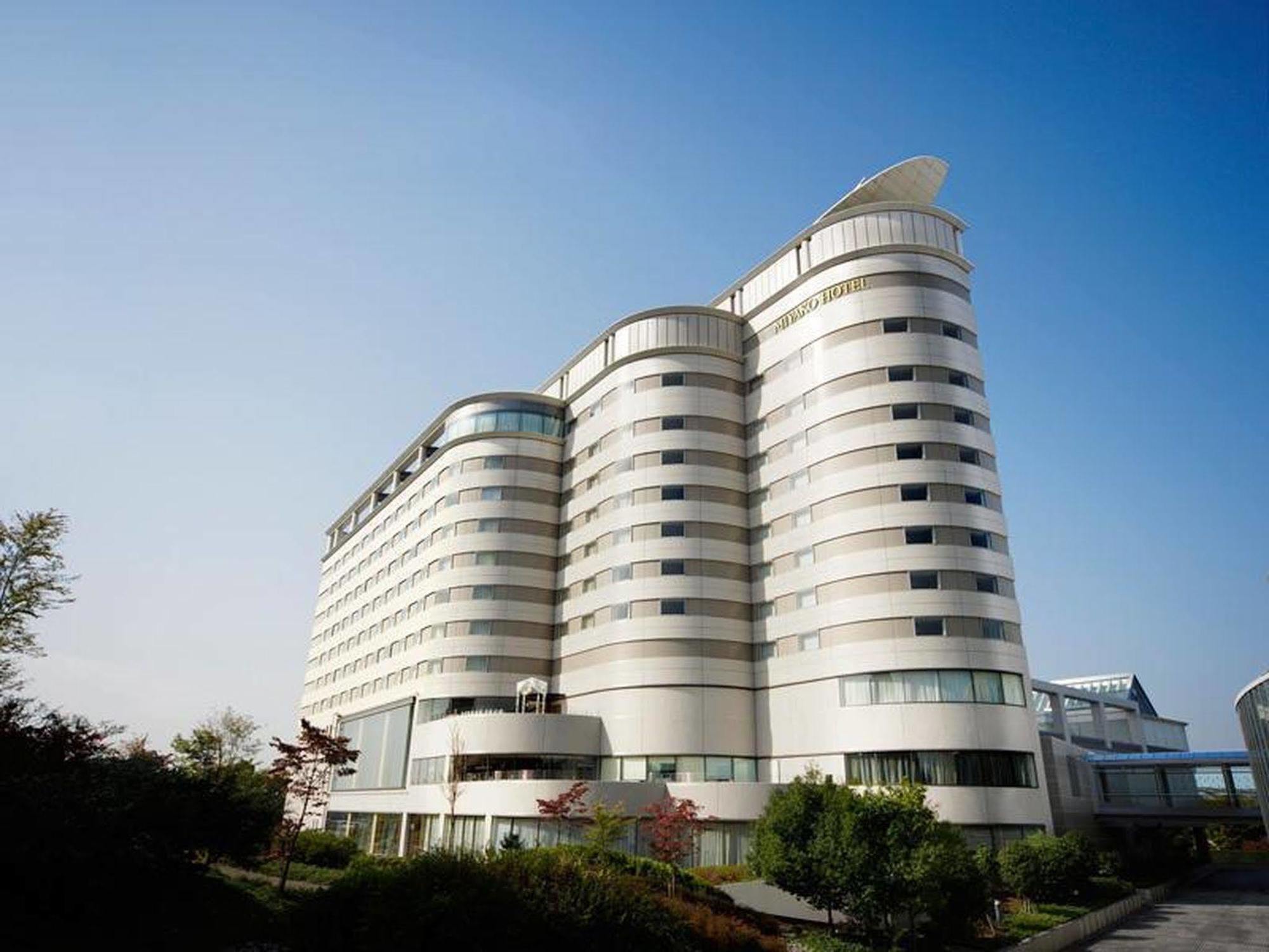 Miyako Hotel Gifu Nagaragawa Εξωτερικό φωτογραφία The University Hospital of South Manchester