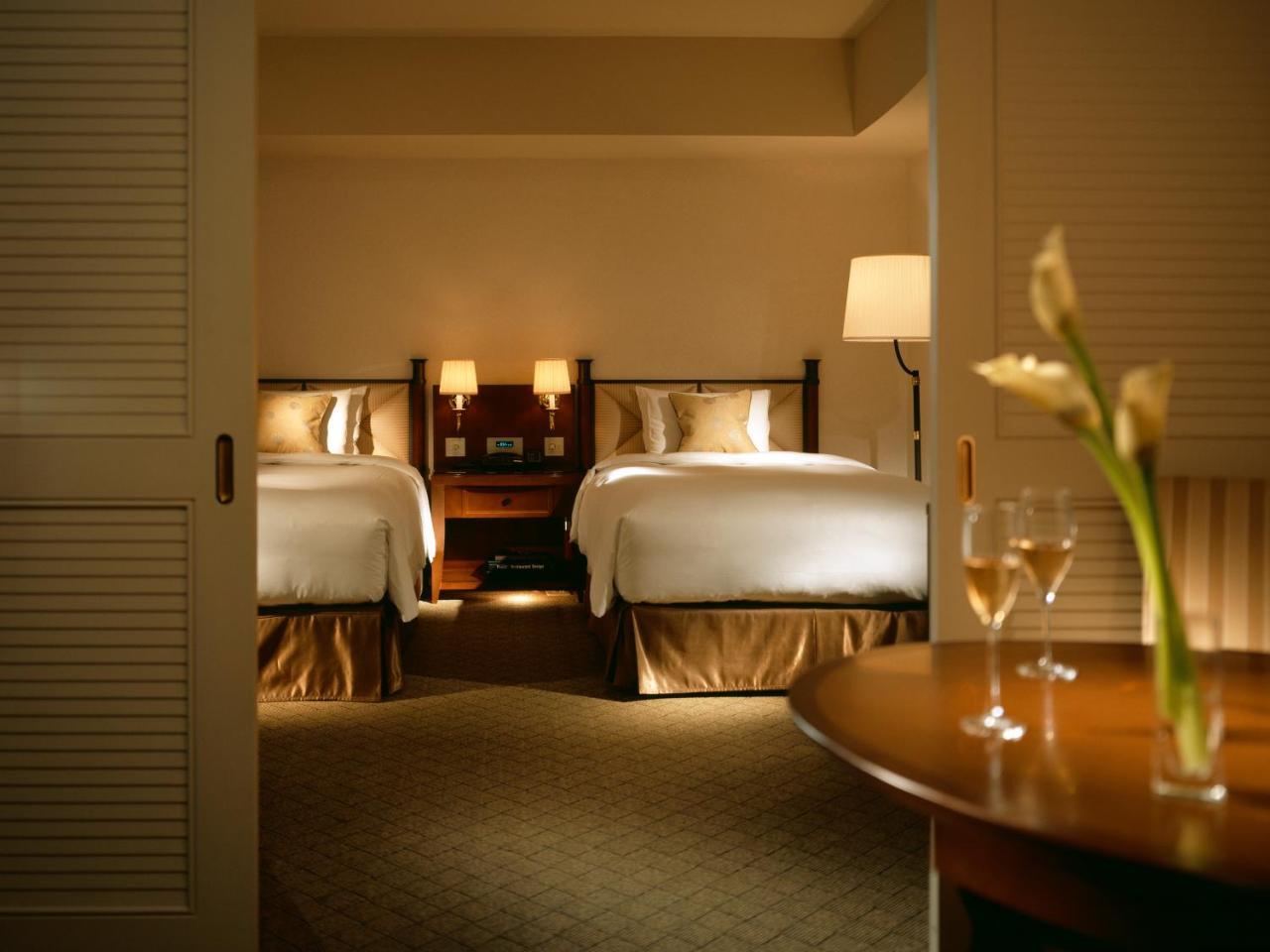 Miyako Hotel Gifu Nagaragawa Εξωτερικό φωτογραφία A guest room at The Peninsula
